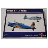 Paula Vultee Bt-13 Valaint Model Kit 1/72