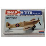 Monogram Spitfire Model Kit