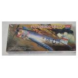 Academy P-47d Thunderbolt Model Kit 1/72