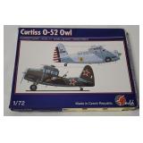 Paula Curtiss O-52 Owl Model Kit 1/72