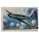 Mpm Messerschmitt Bf 109h-1 Model Kit 1/72