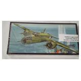 Amt North American B25c Model Kit 1/72