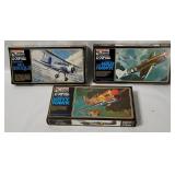 3 Minicraft Model Kits 1/72 - War Hawk, Seagull