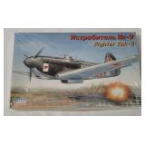 Eastern Express Yak-9 Model Kit 1/72