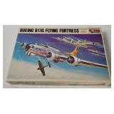 Hasegawa Boeing B17g Model Kit 1/72