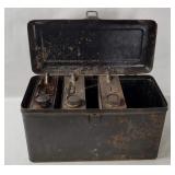 Vtg Metal Case W/ Oil Cans
