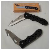 2 Frost Whitetail Guthook Pocket Knives