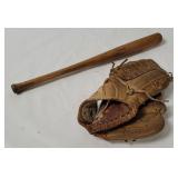 Vtg Cleveland Indians Glove & Mini Bat