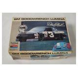 Monogram Dale Earnhardt Lumina Model Kit