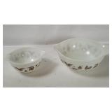 2 Pyrex Early American Cinderella Bowls