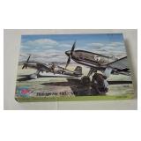 Mpm Heinkel He 100 Model Kit 1/72