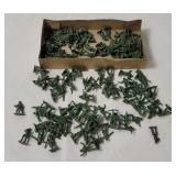 Small Green Plastic Military Figures H O