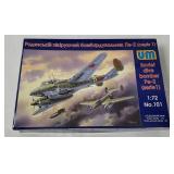 U M Soviet Dive Bomber Model Kit 1/72