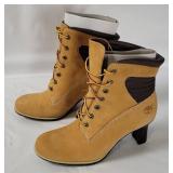 New Timberlake Womens Boots Size 9