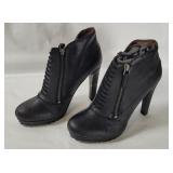 New Rosegold Goslin Booties Size 9