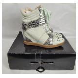 New Boutique 9 Ladies Wedge Booties Size 8.5 M