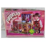 1972 Mattel Barbie Surprise House In Box