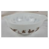 Pyrex Early American 2 1/2 Qt Mixing Bowl