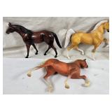 3 Hartland Toys Plastic Horse Figures