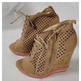 New Boutique 9 Wedge Booties Size 8.5
