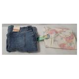 2 Old Navy Womens Pants W/ Tags Size 16