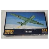 Huma Deutsche Dfs 228 Model Kit 1/72