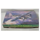 2 Hasegawa Model Kits 1/72 - Focke Wulf, Ki46-lll