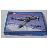 Aml Messerschmitt Bf 109k-4 Model Kit 1/72