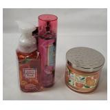 Bath & Body Works Georgia Peach Gift Set W/ Candle