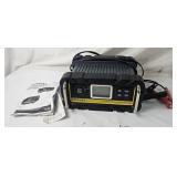 Stanley Auto Battery Charger W/ Engine Start
