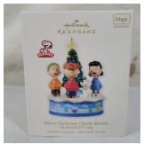 Keepsake Peanuts Mery Christmas Ornament
