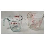 2 Pyrex Glass Measuring Cups