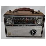 Vtg G E World Monitor Transistor Radio