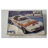 Sealed Mpc White Lightning Model Kit 1/25