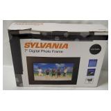 Sylvania 7' Digital Photo Frame