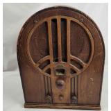 Vtg Philco Wooden Cathedral Radio