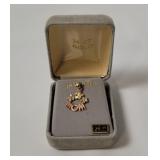 14k Gold Mom Pendant 1.1g