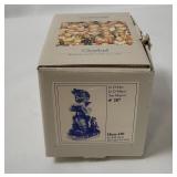 Hummel In D-major Figurine