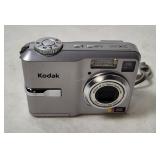 Kodak Easyshare C743 Digital Camera W/ Case