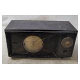 Westinghouse Tabletop Tube Radio H-546t5