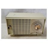 G E Tabletop Tube Radio T-126b