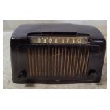 Arvin Tabletop Tube Radio 552an