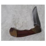 Folding Pocket Knife W/ Holder