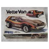 Vtg Mpc Vette Van Model Kit 1/25