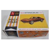 AMT '63 Corvette Sting Ray Model Kit
