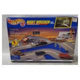 1998 Hot Wheels Night Wrecker Play Track
