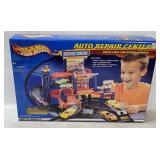 2002 Hot Wheels Auto Repair Center
