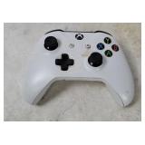 White Xbox One Controller