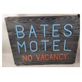 Bates Motel - No Vacancy Light Up Plastic Sign