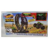 Hot Wheels Monster Trucks Epic Loop Playset
